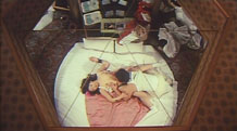 The ceiling has mirrors!